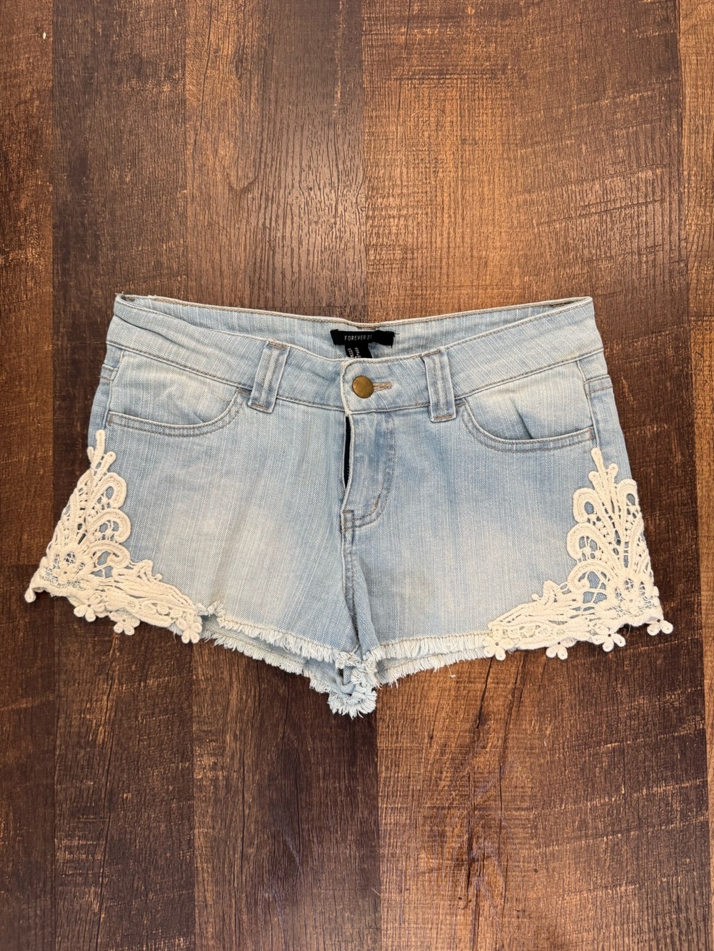 Forever21 light blue denim crochet shorts